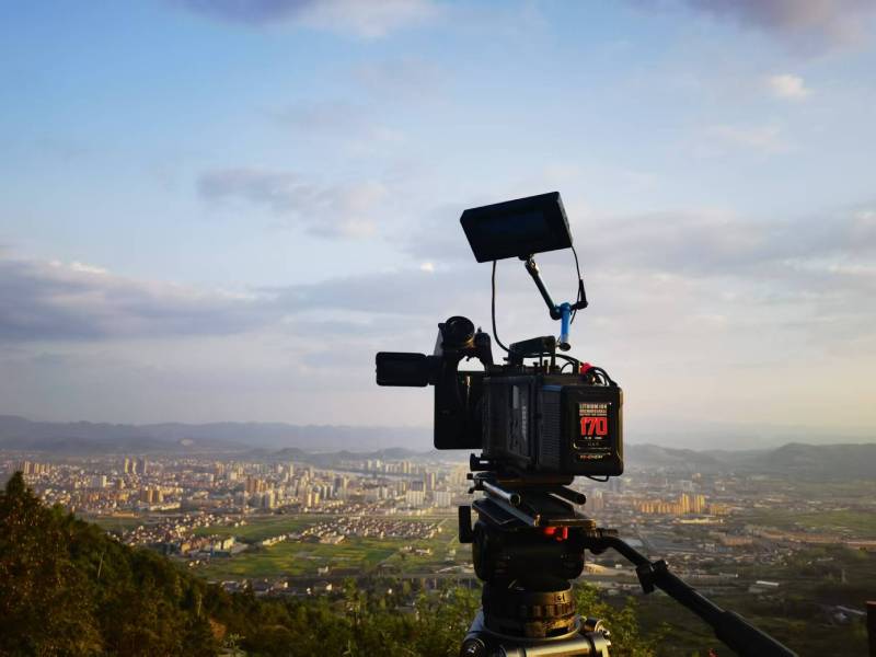 古城区广告片拍摄公司：复古美学复兴者，重塑经典符号的现代演绎