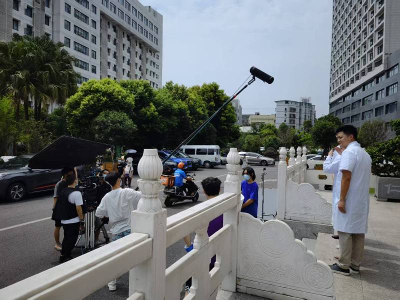 古城区广告片拍摄公司低成本实现高规格制作的诀窍